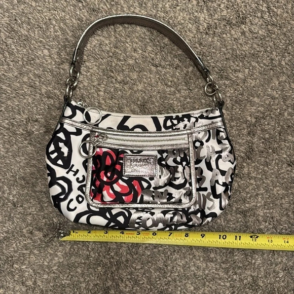 Coach Limited Edition Out of Print Vintage Poppy Graffiti Groovy Hand Bag - Picture 8 of 13